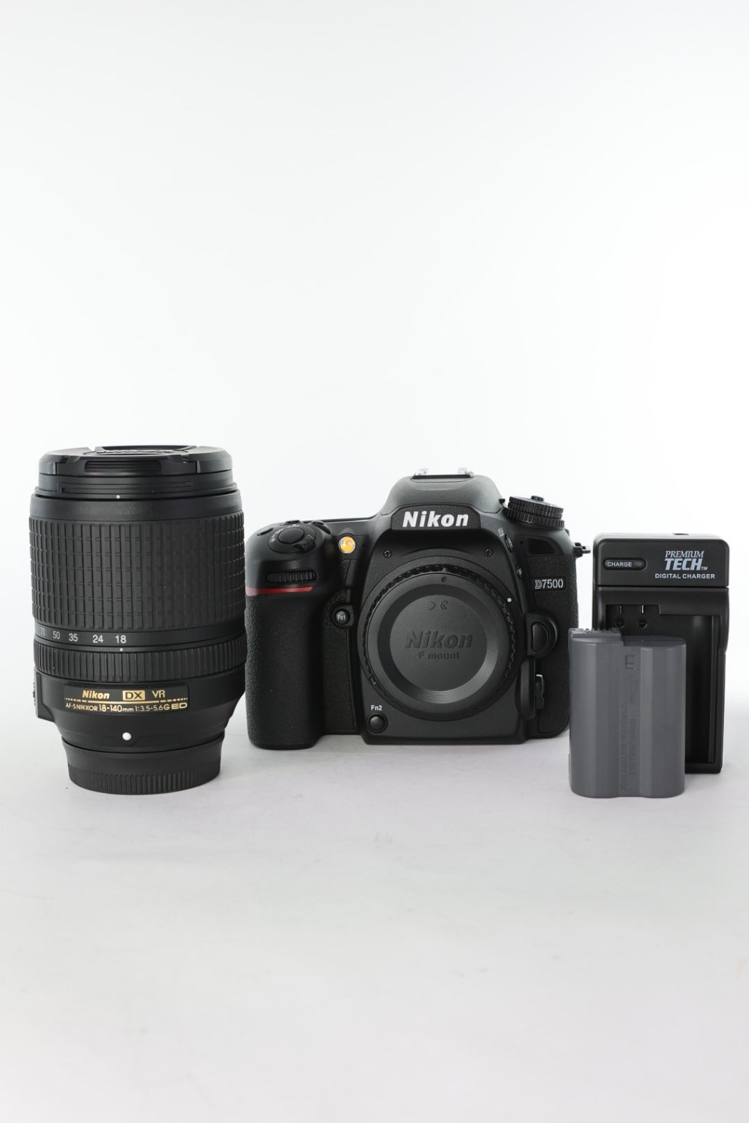 Nikon D7500/18140/43920 D7500, AF-S 18-140mm f/3.5-5.6G ED VR, Used