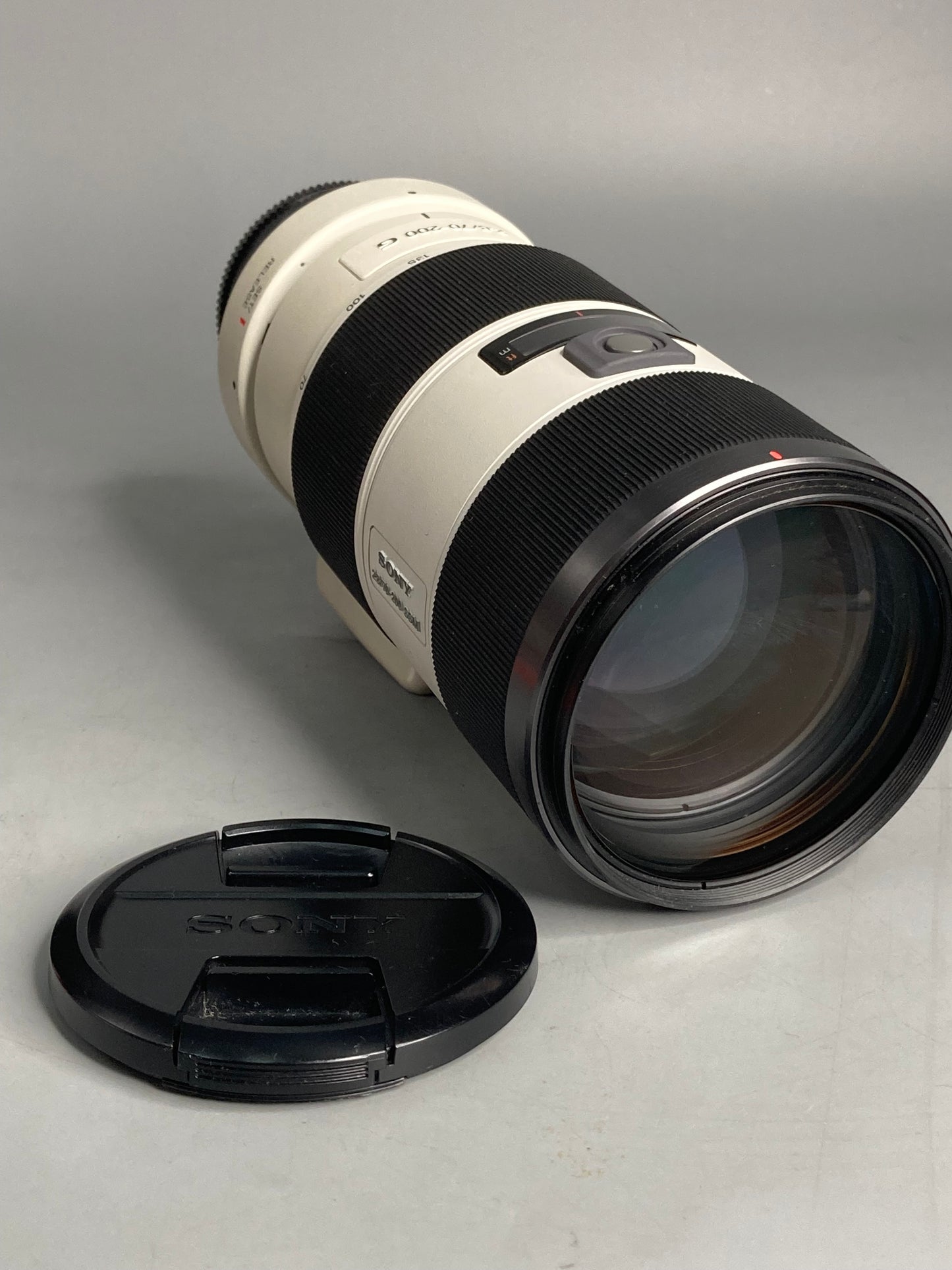 Sony SAL70200G/1814124 DT 70-200mm f/2.8 G, Used