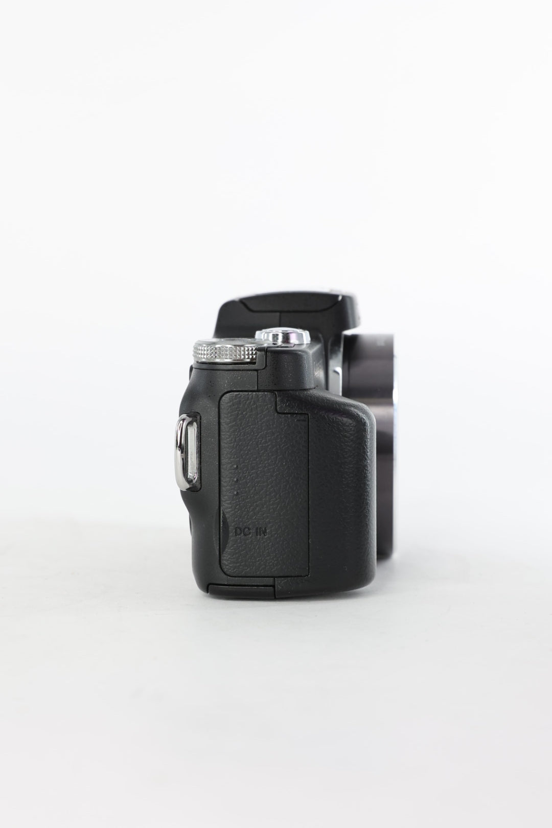 Sony DSC-H3 Cybershot Digital Camera, Used