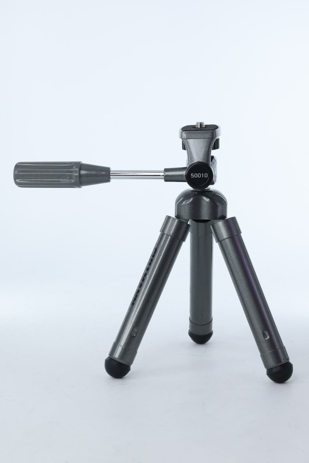 Cullman 50010 Mini Tripod, Used