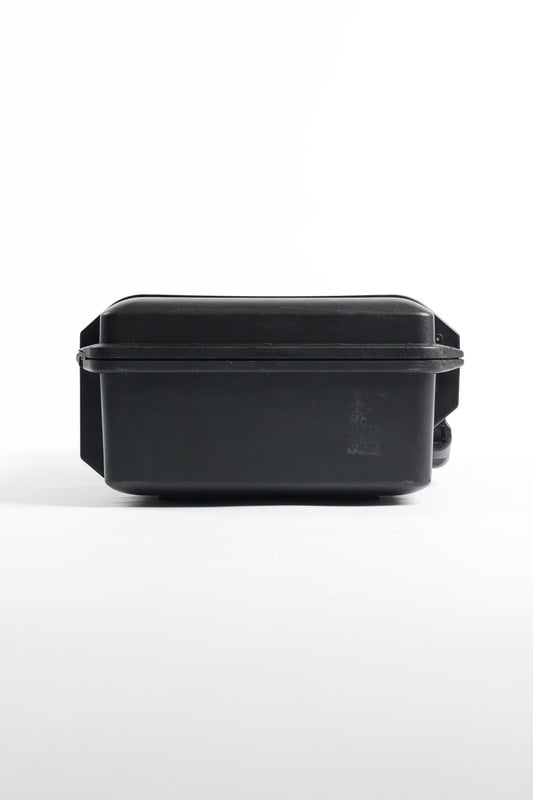 Pelican P1525 Hard Case w/air dividers, Used