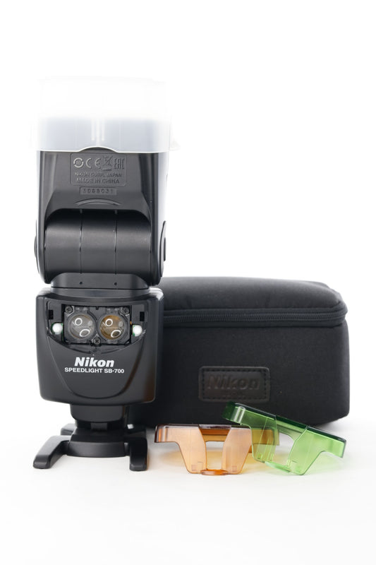 Nikon SB700/68031 SB700 Speedlight, Used