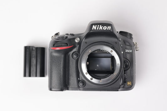 Nikon D600/44778 D600 Body Only, Used