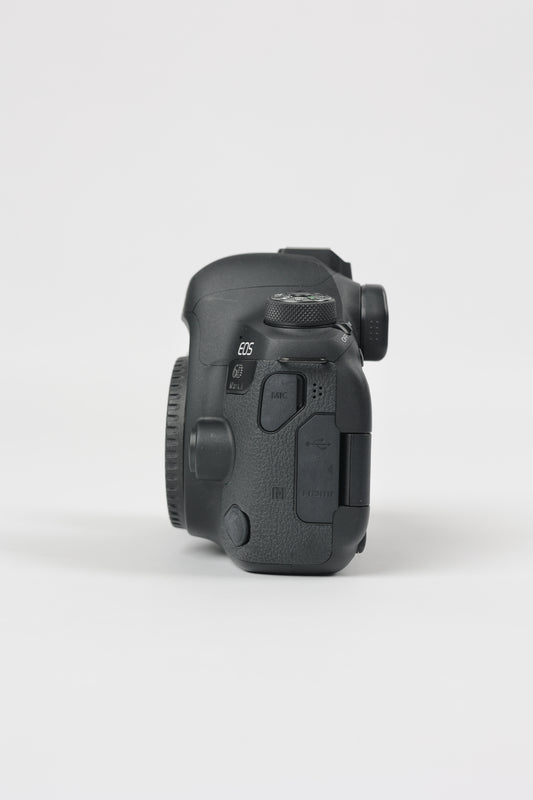 Canon EOS6DMIIBODY/05126 EOS 6D Mark II, Body Only, Used