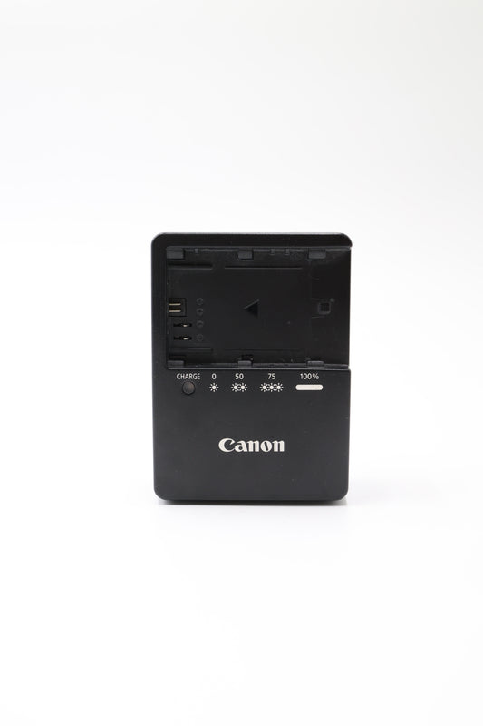 Canon LCE6 Battery Charger F/LPE6, Used