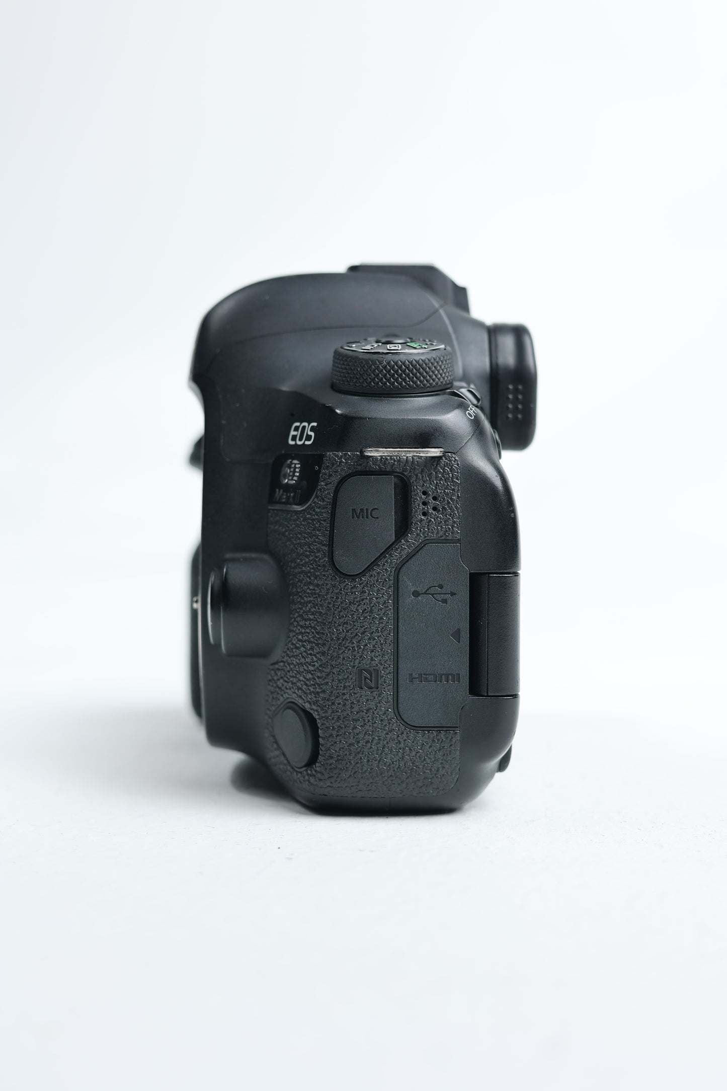 Canon EOS6DMIIBODY/01313 EOS 6D Mark II, Body Only, Used