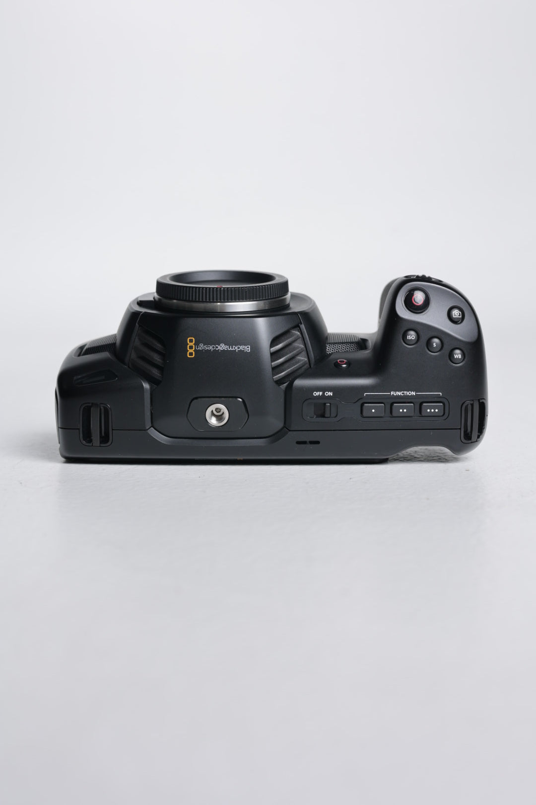 Blackmagic CINEMA4K/02708 Pocket Cinema 4K + Neewer Battery Grip + Dual Charger + Smallrig Cage, Used