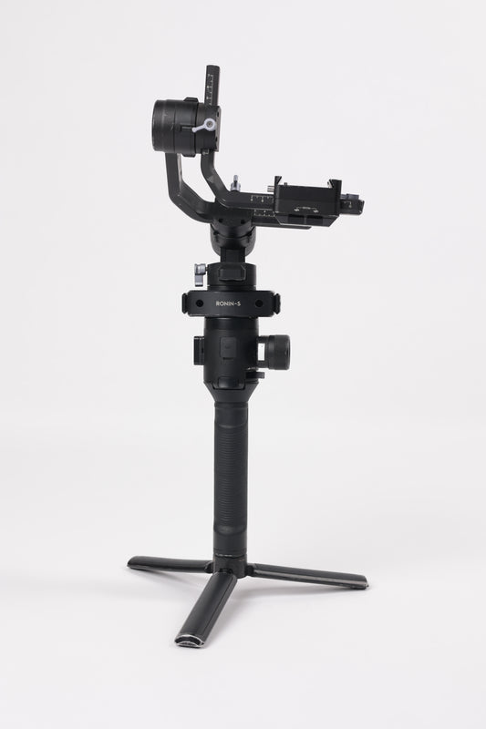 DJI RONINS/30981 3-Axis Motorized Gimbal Stabilizer, Used