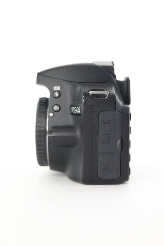 Nikon D3200/DUALLENS/81523 D3200 + AF-S 18-55mm f/3.5-5.6G ED II + AF-S 55-200mm f/4-5.6G ED, Used