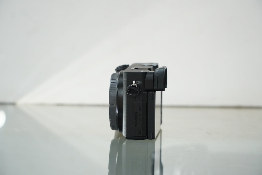 Sony a6400 Mirrorless Camera #3595477, Used