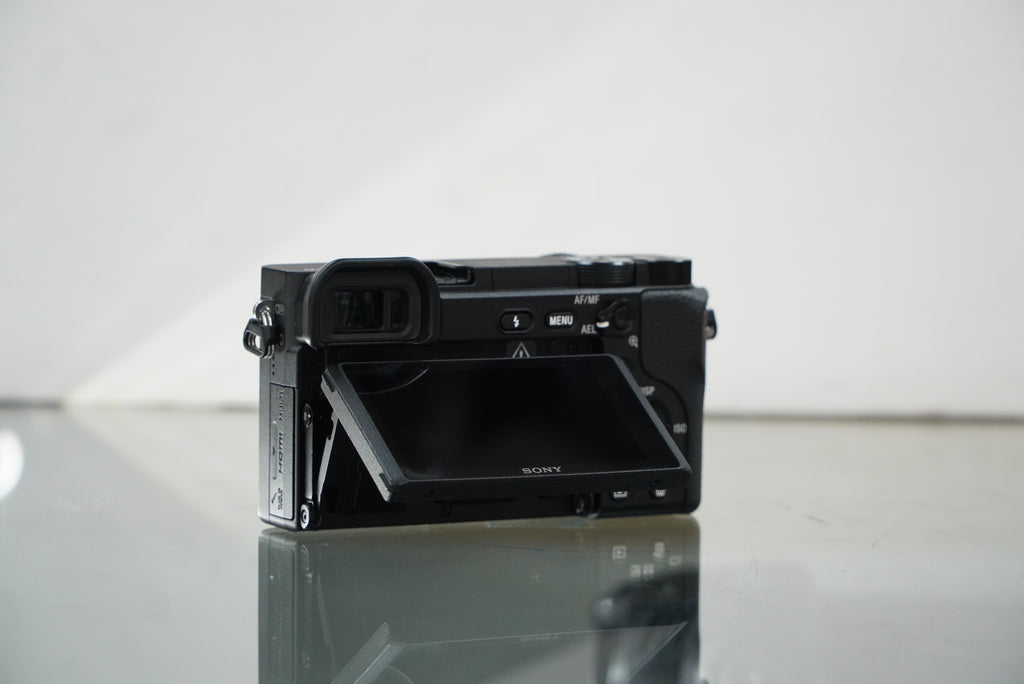 Sony a6400 Mirrorless Camera #3595477, Used