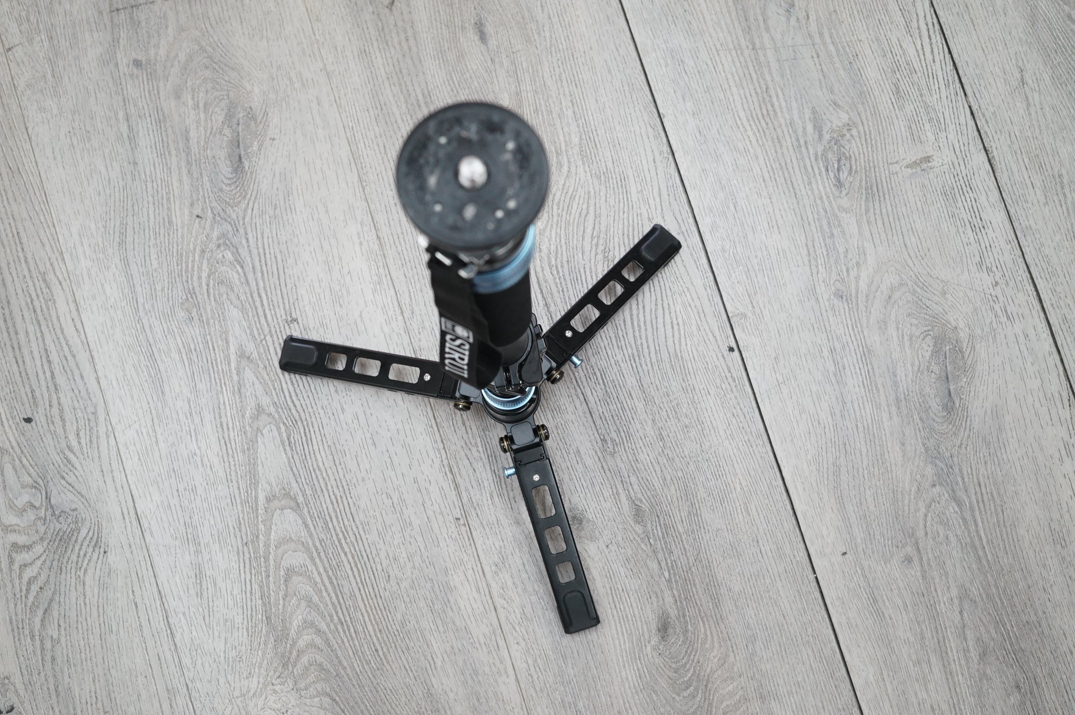 Sirui P-325FL 5-Section Carbon Fiber Monopod, #81780, Used