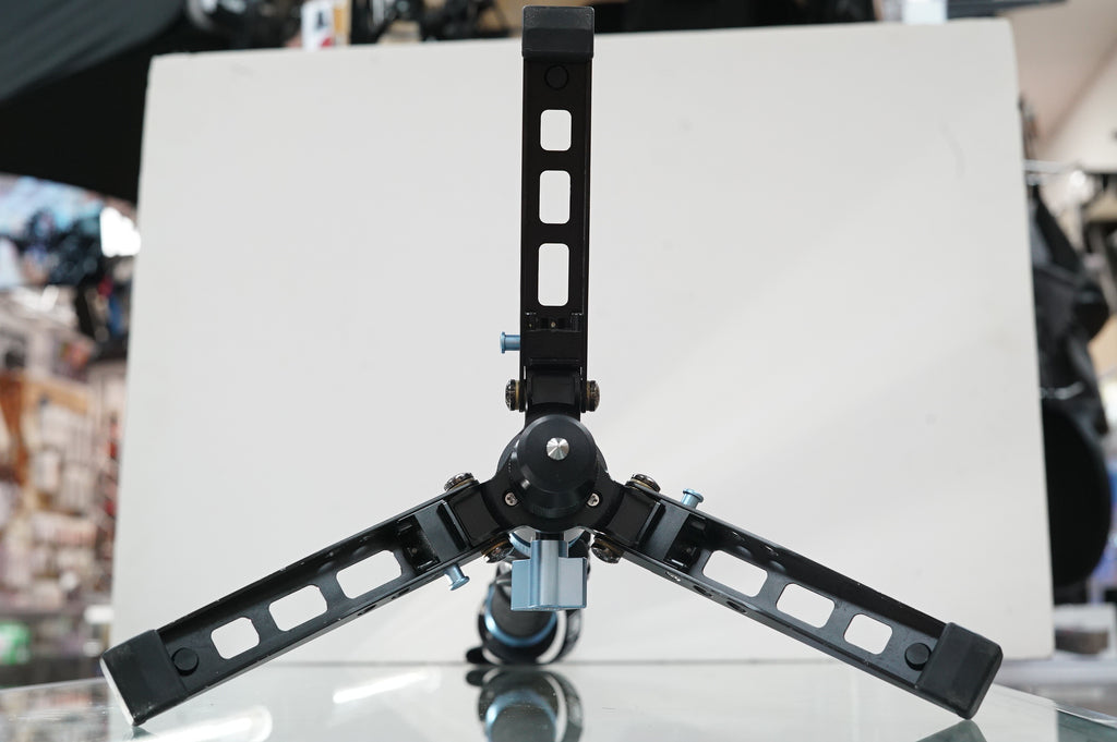 Sirui P-325FL 5-Section Carbon Fiber Monopod, #81780, Used