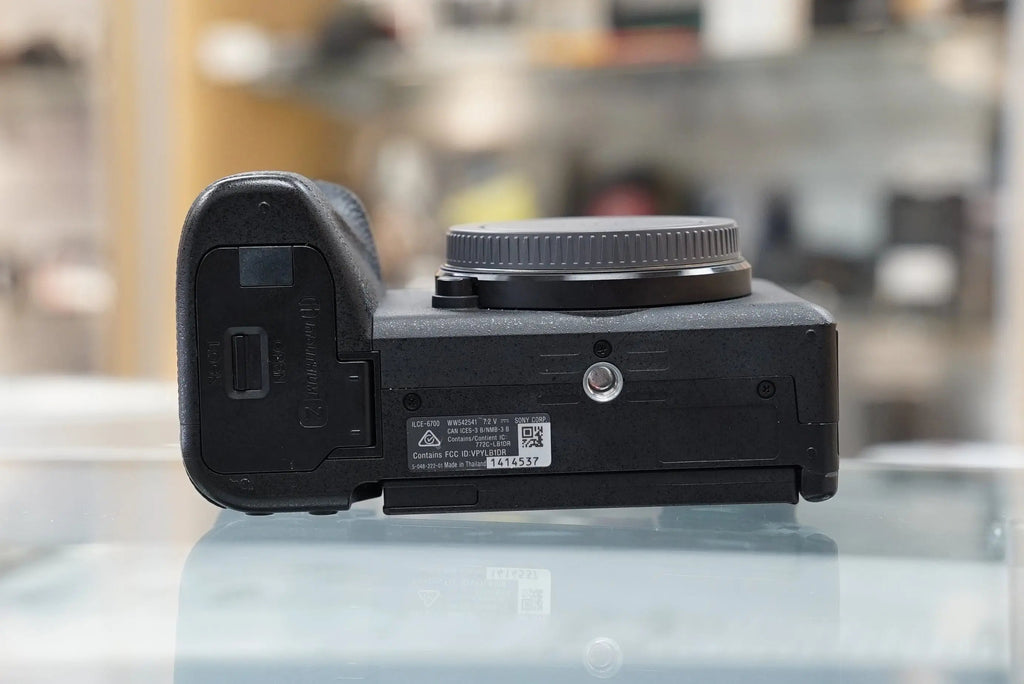 Sony a6700 Mirrorless Camera (26MP) #1414537, Used