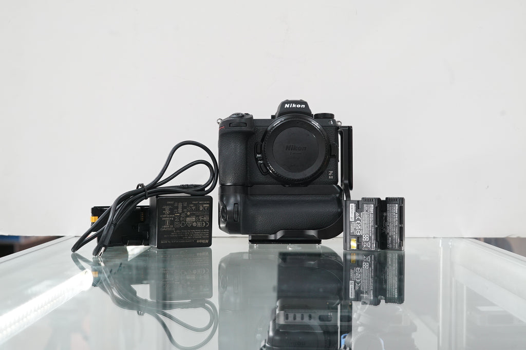Nikon Z6 II Mirrorless Camera w/MB-N11 Battery Grip #03286, Used