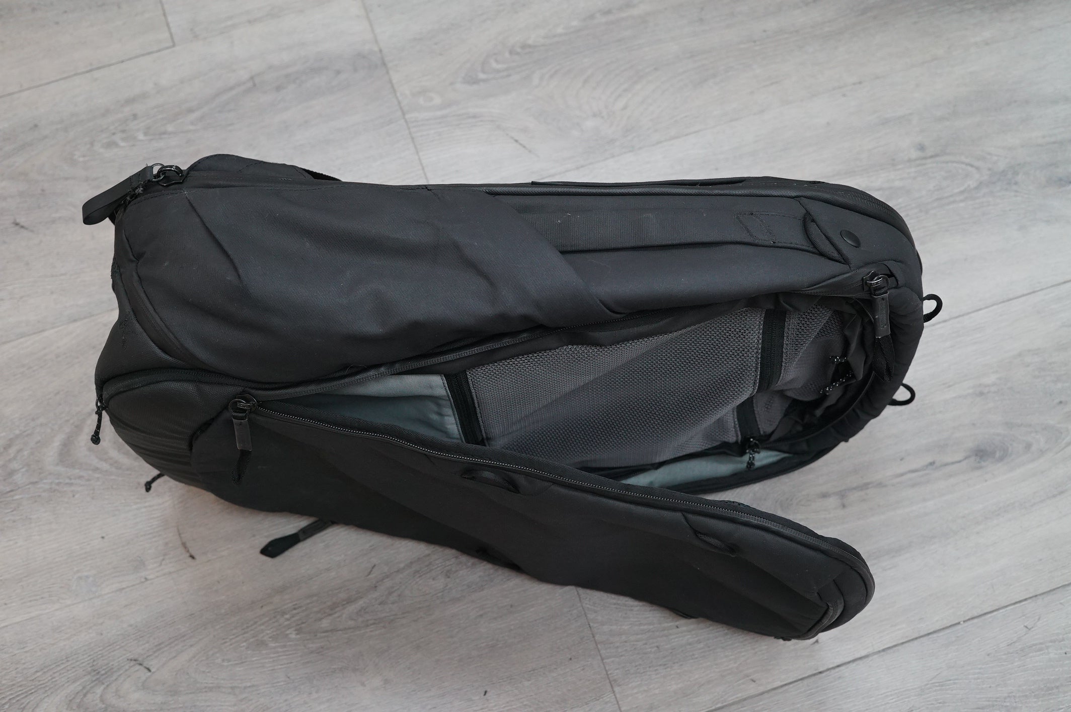 Peak Design Travel Backpack (Black, 45L), Used
