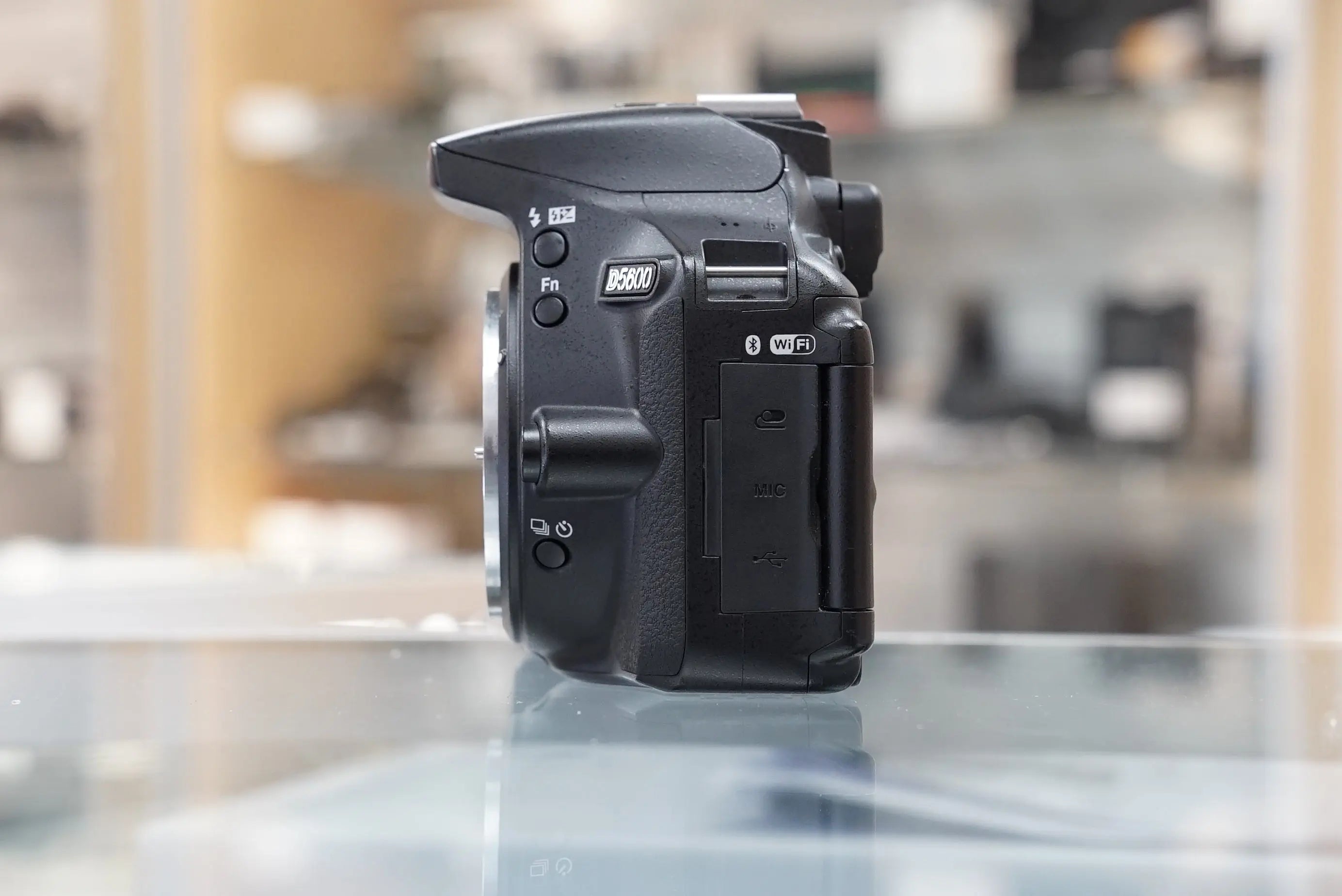 Nikon D5600 DSLR Camera Body w/2-Lens Kit (AF-P 18-55mm f/2.5-5.6 & 70-300mm f/4.5-6.3), Used