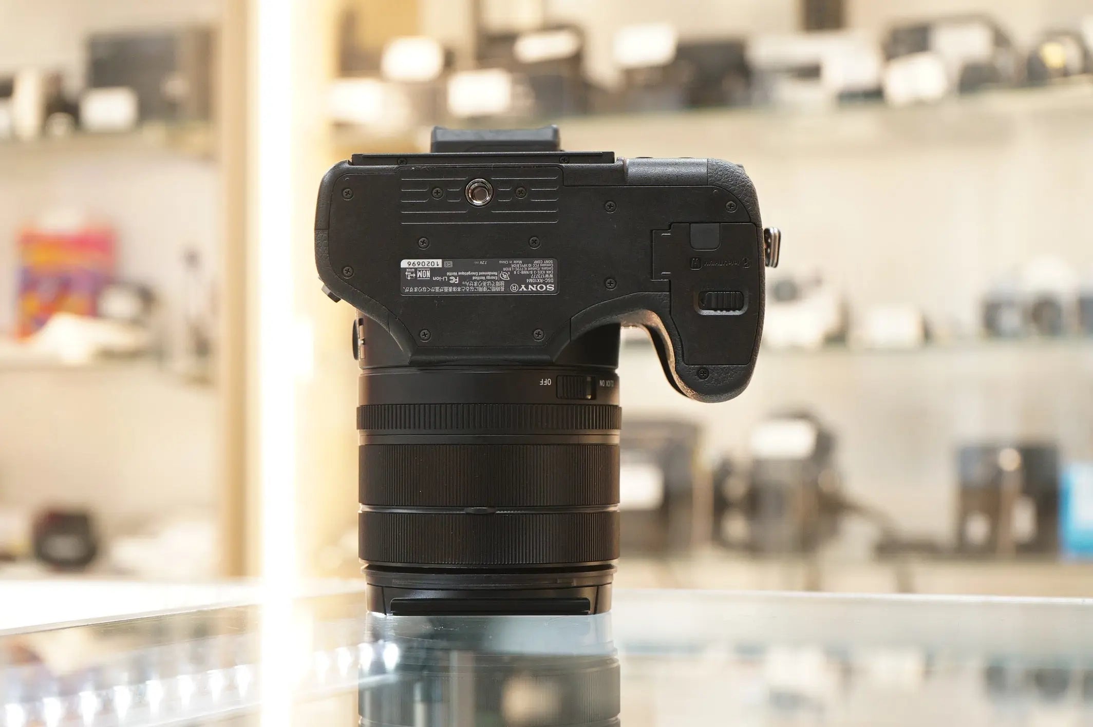 SONY RX10IV-1020696 RX10IV Bridge Camera, Used - AVC photo video store