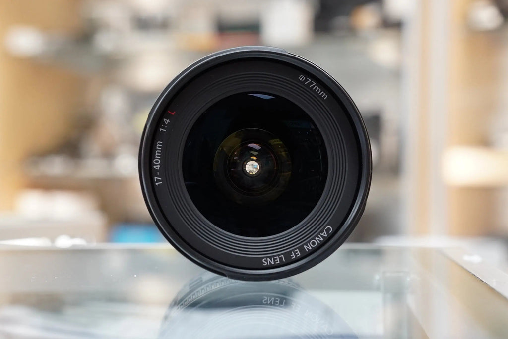 Canon EF 17-40mm f/4 L USM Lens (77) #62235, Used