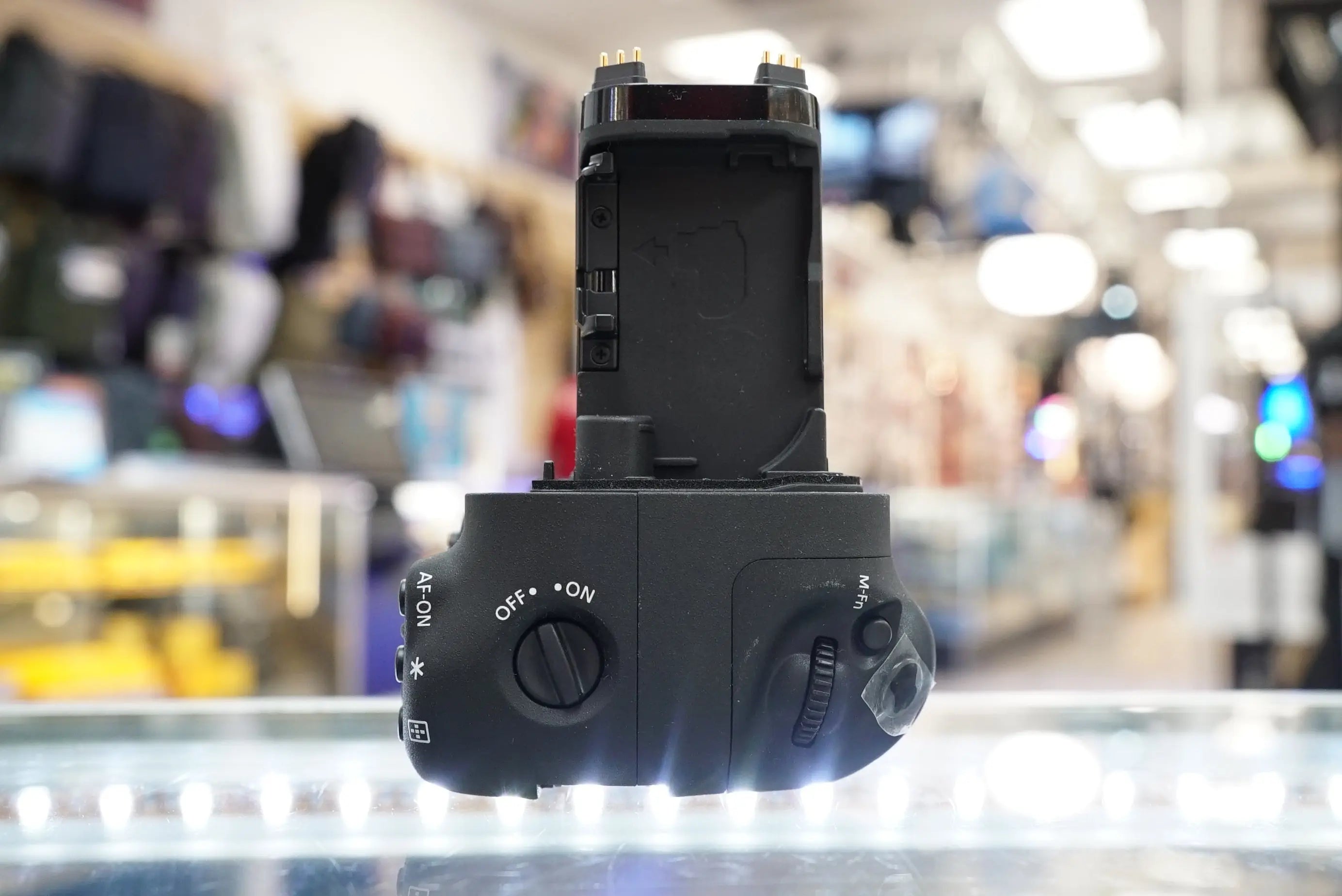 Canon BG-E20 Battery Grip for 5D Mark IV #04208, Used