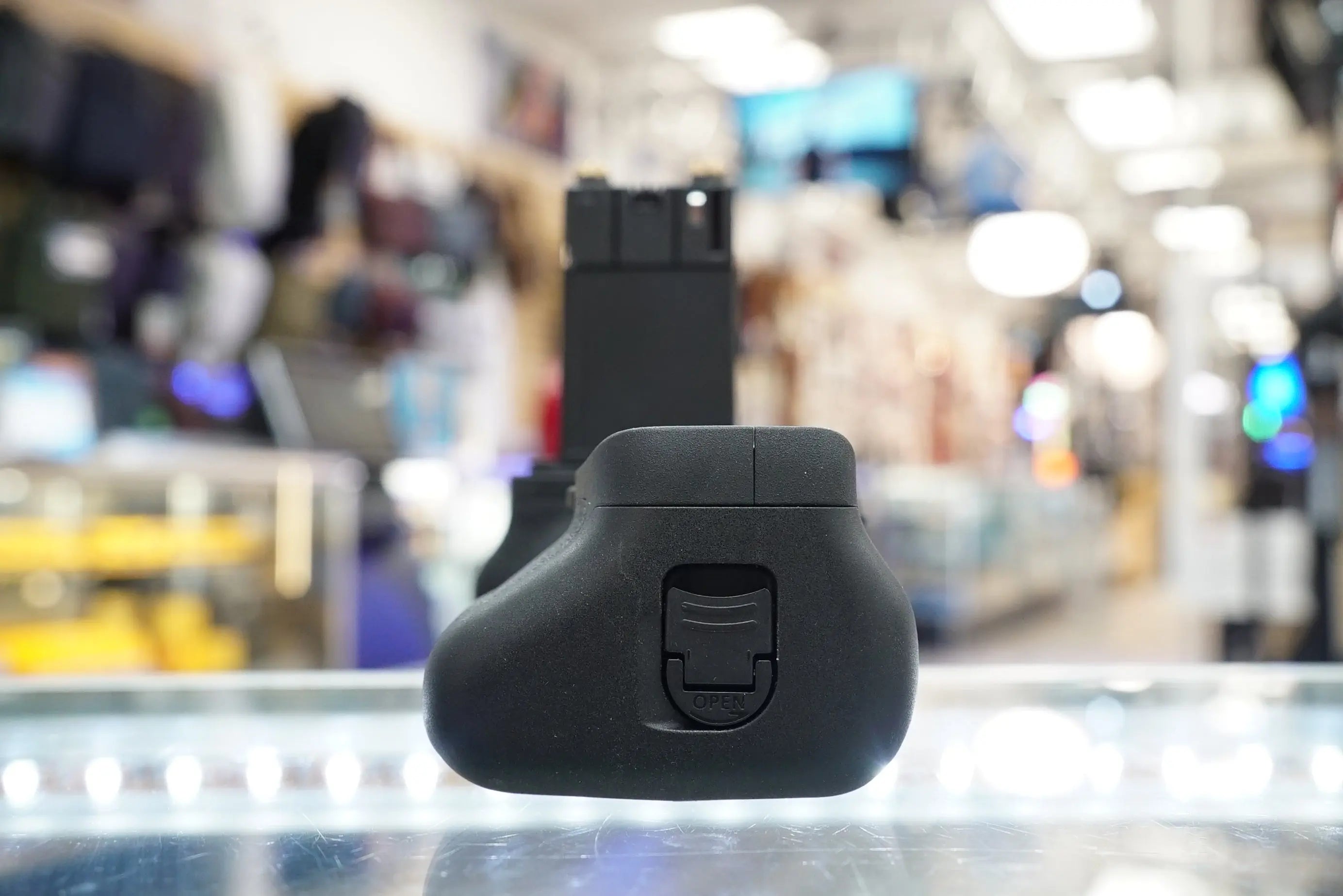 Canon BG-E20 Battery Grip for 5D Mark IV #04208, Used