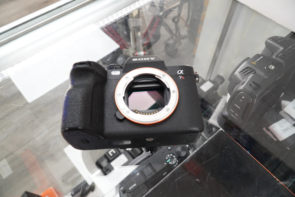 Sony a7R V Mirrorless Camera #1367660, Used