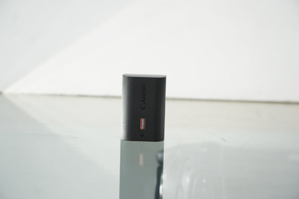 Canon LP-E6NH Rechargeable Lithium-Ion Battery Pack #207JA, Used