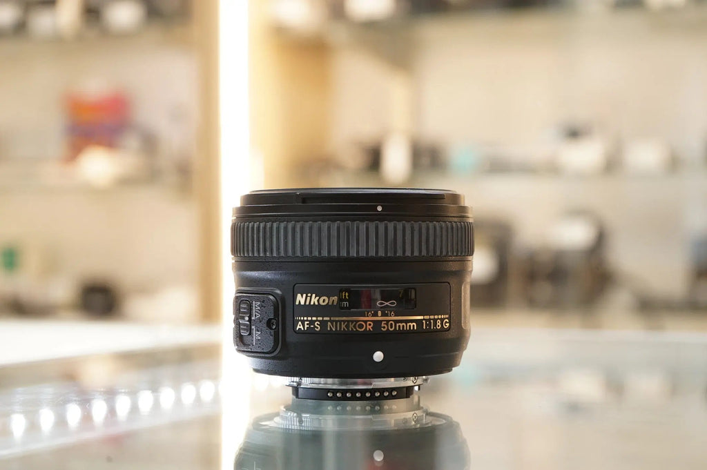 Nikon 50F18G-78452 AF-S NIKKOR 50mm f/1.8 G Autofocus Lens (58), Used - AVC photo video store