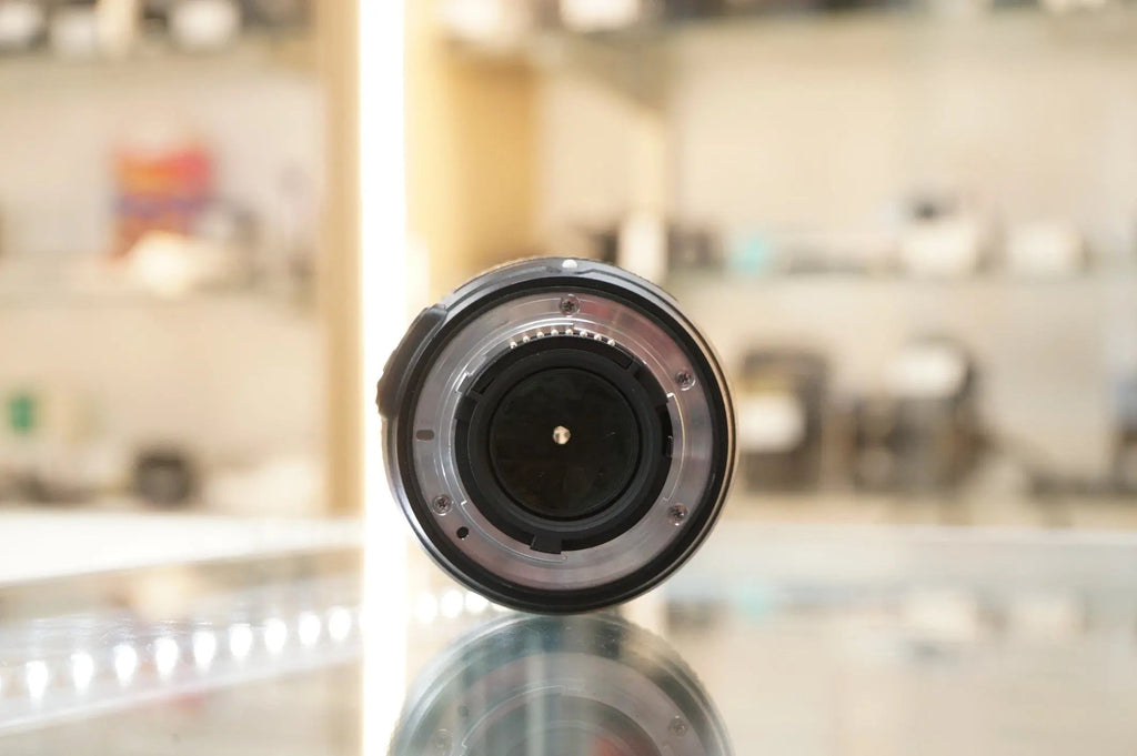 Nikon 50F18G-78452 AF-S NIKKOR 50mm f/1.8 G Autofocus Lens (58), Used - AVC photo video store