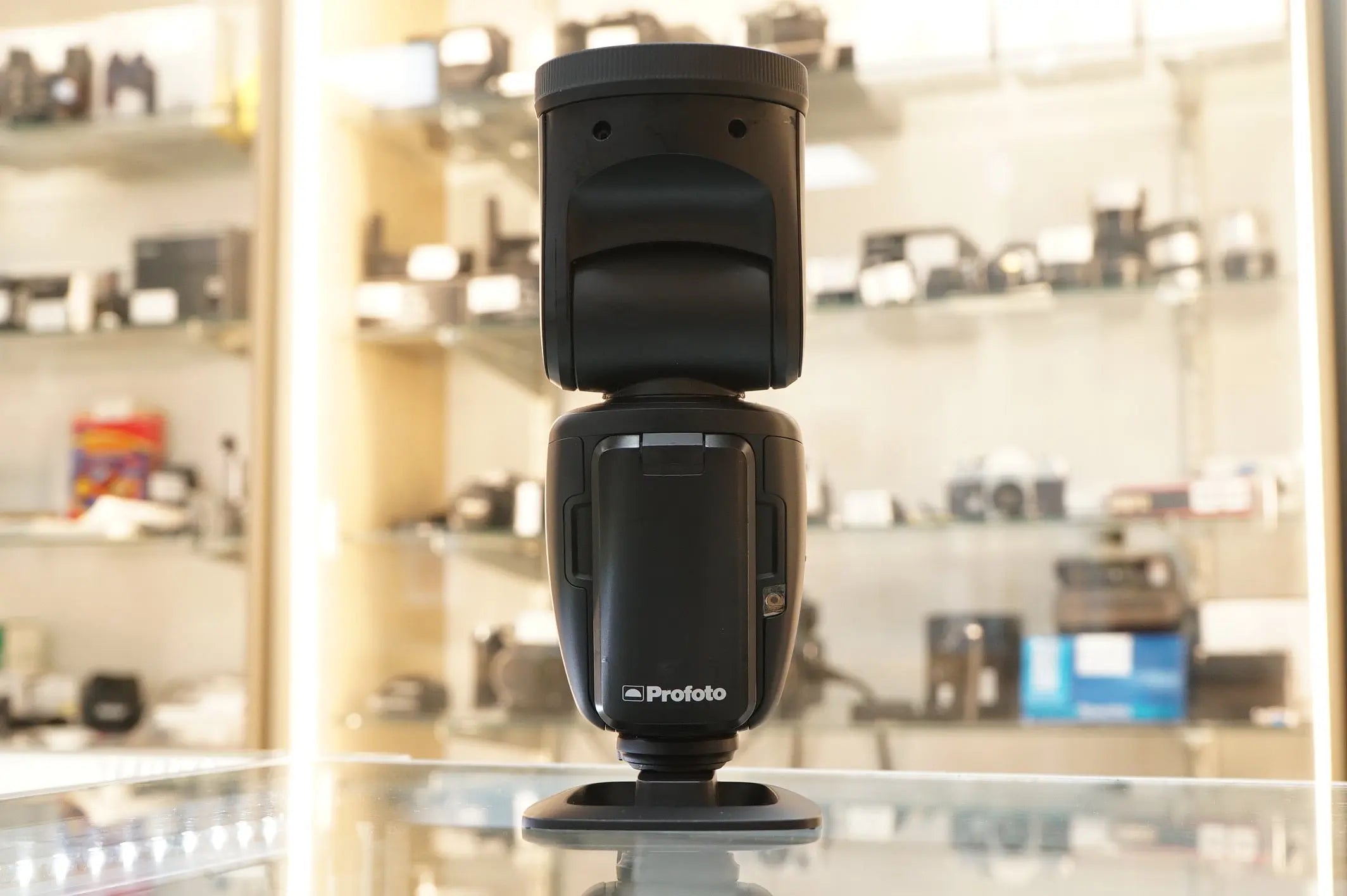 Profoto A10AIR-C-634A2 A10 AirTTL-C Studio Light for Sony {Bounce, Swivel, Zoom} 901230, Used - AVC photo video store