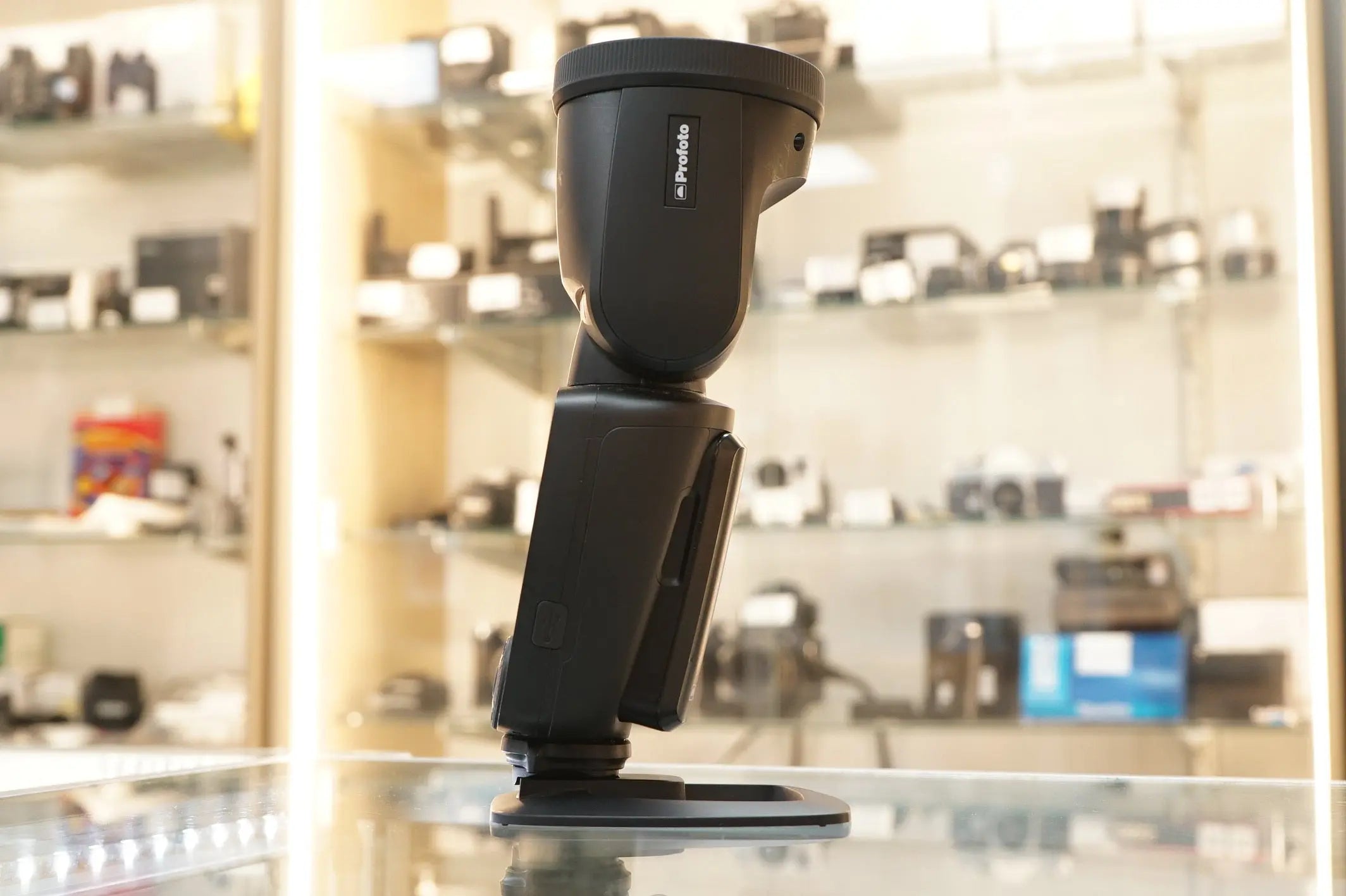 Profoto A10AIR-C-634A2 A10 AirTTL-C Studio Light for Sony {Bounce, Swivel, Zoom} 901230, Used - AVC photo video store