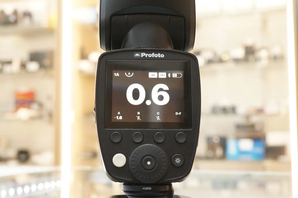Profoto A10AIR-C-634A2 A10 AirTTL-C Studio Light for Sony {Bounce, Swivel, Zoom} 901230, Used - AVC photo video store