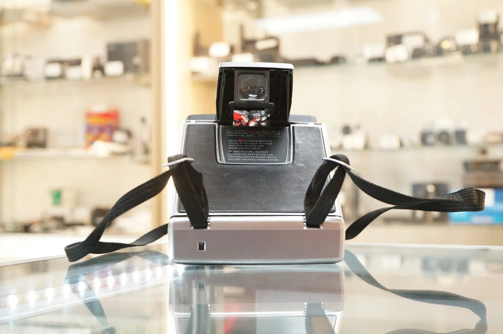 POLAROID SX70-60725 SX-70 Film (Land) Camera SONAR, Used - AVC photo video store
