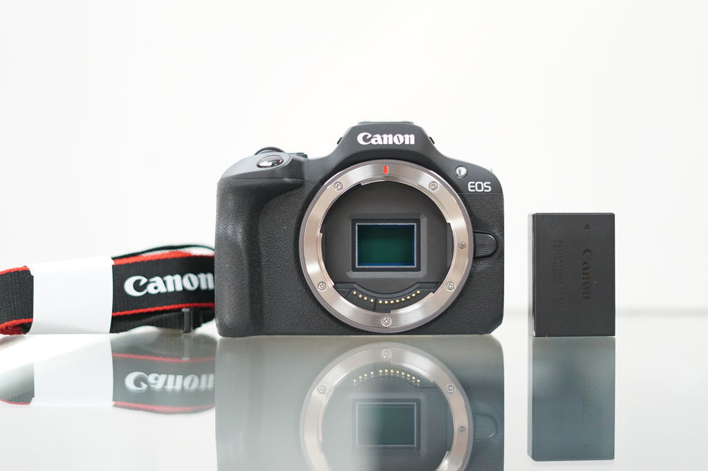 Canon EOS R100 Mirrorless Camera #00400, Used