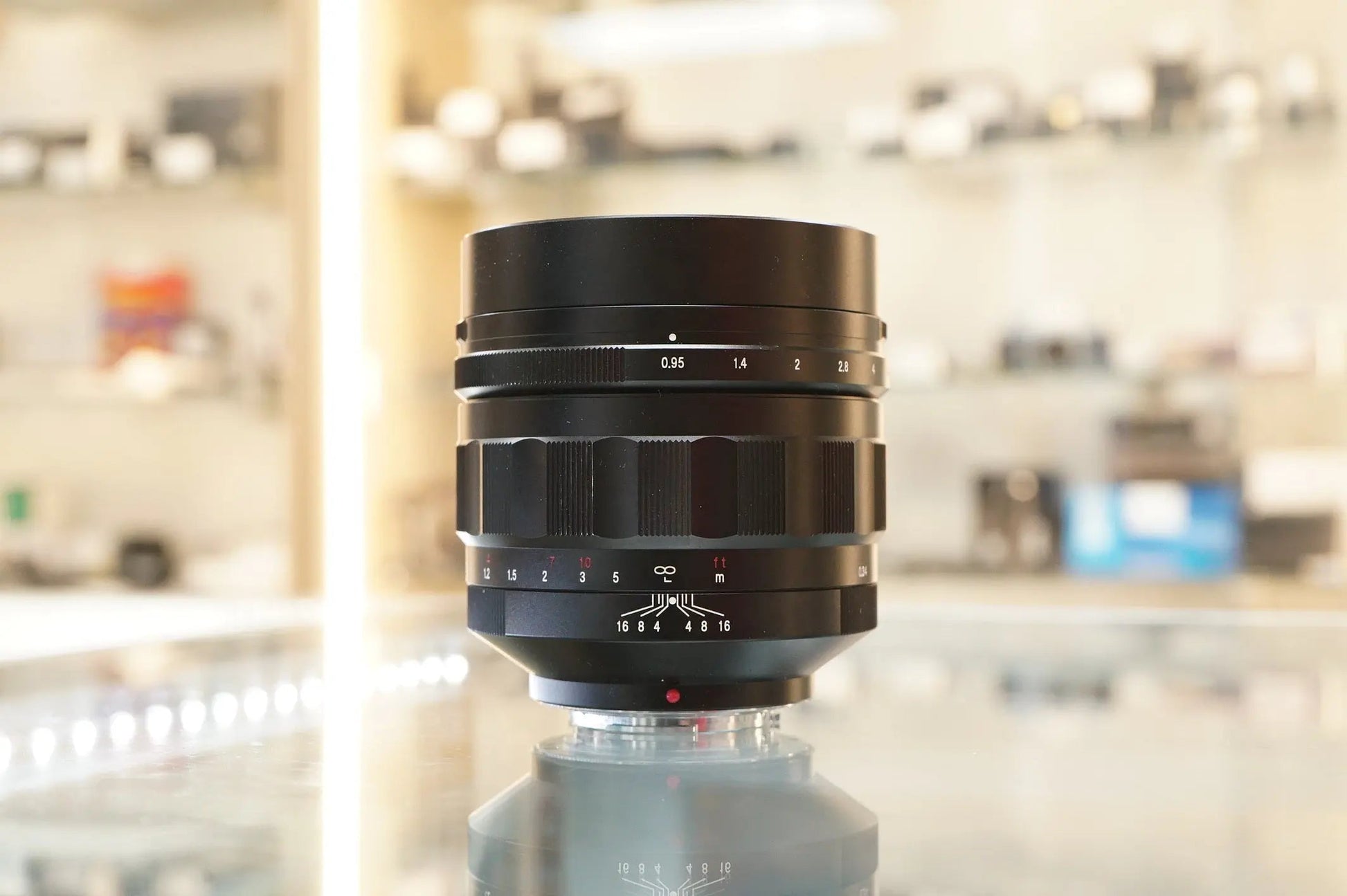 VOIGTLANDER 60MMF2-20117 Nokton 60mm f/0.95 Lens for Micro Four Thirds, Used - AVC photo video store