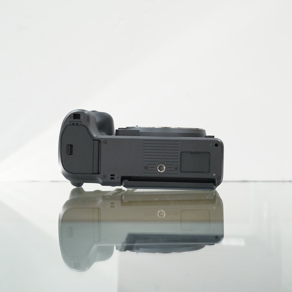 FUJIFILM GFX100 II Medium Format Mirrorless Camera + Extras #00004, Used