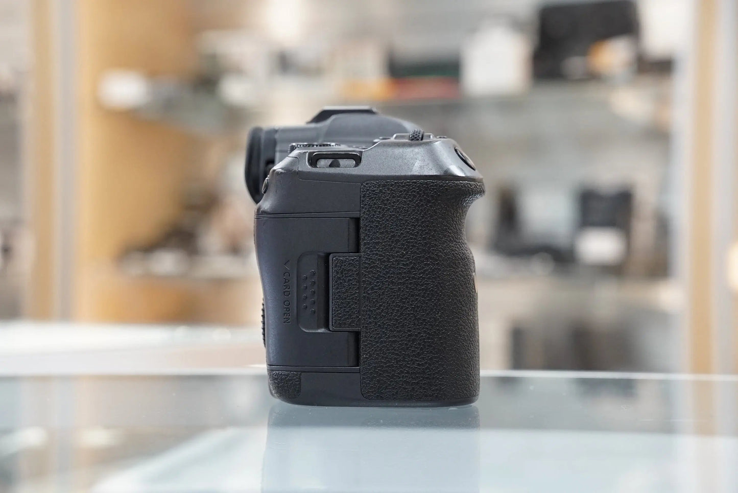 Canon EOS R5 Mirrorless Camera w/BG-R10 Battery Grip #04990, Used