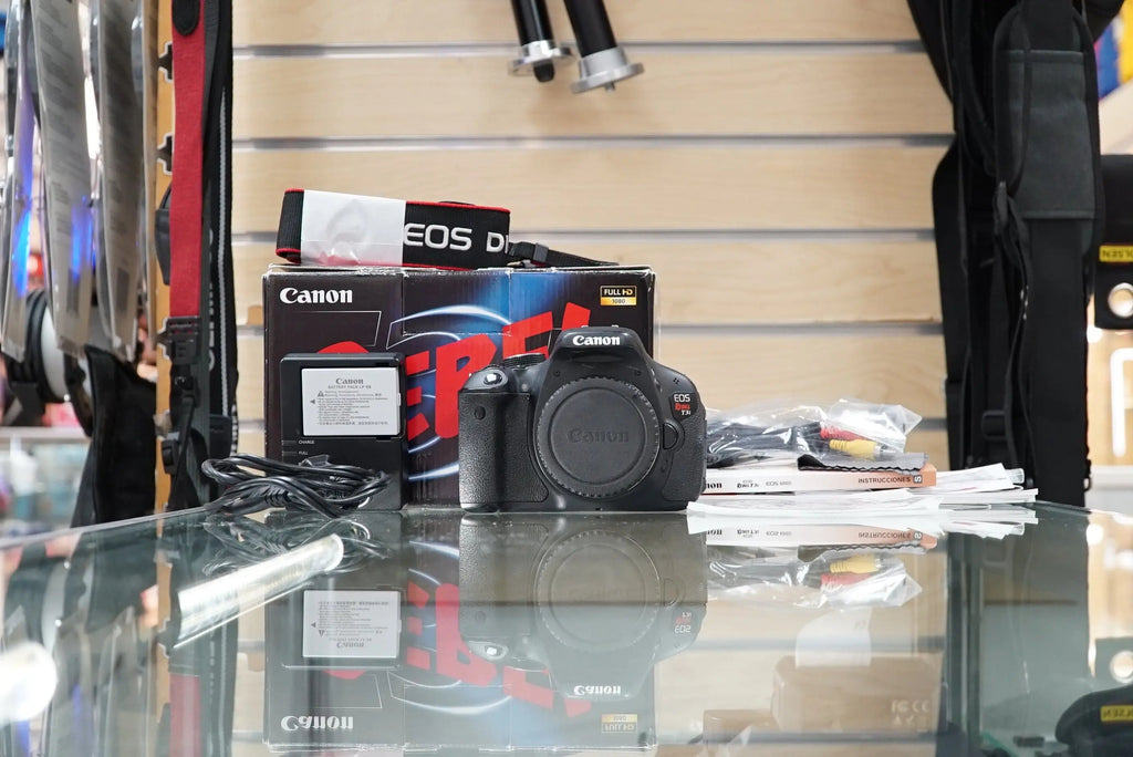 Canon EOS Rebel T3i DSLR Camera #03785, Used