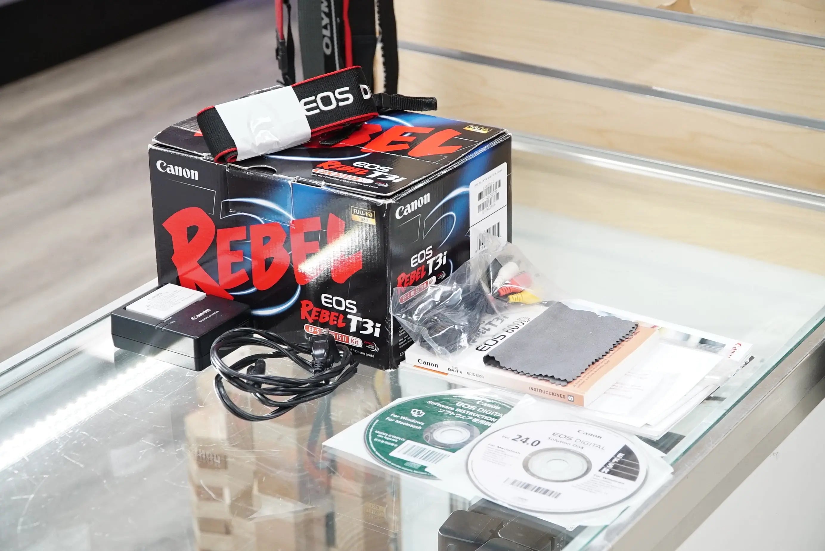 Canon EOS Rebel T3i DSLR Camera #03785, Used