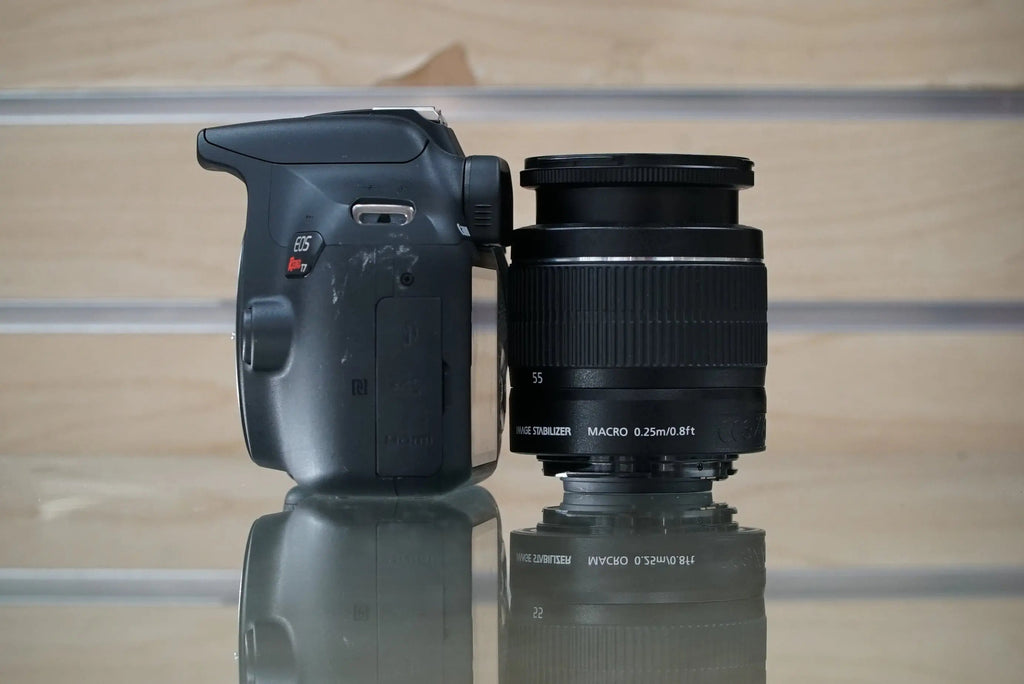 Canon EOS Rebel T7 w/EF-S 18-55mm f/3.5-5.6 IS II #13991, Used