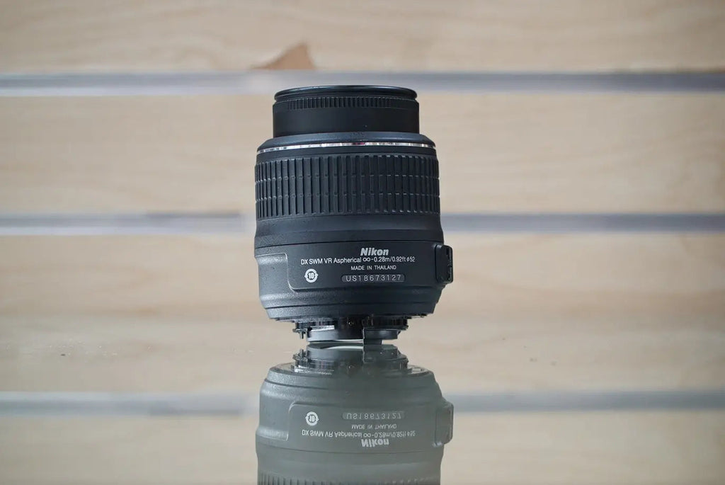 NIKON AF-S Nikkor 18-55mm f/3.5-5.6 G Lens #73127, For Parts