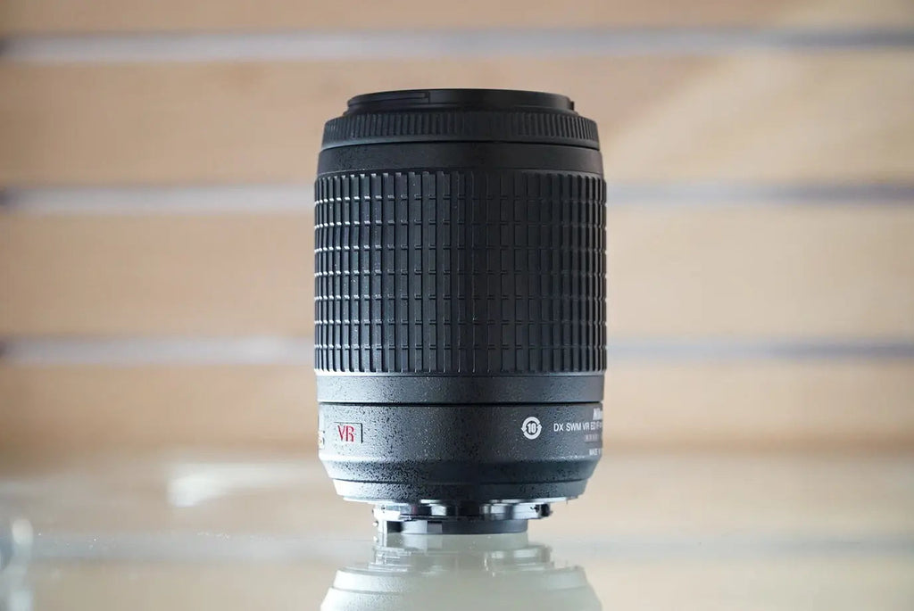 NIKON AF-S Nikkor 55-200 f/4-5.6 G ED Lens #00179, Used