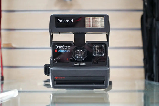 Polaroid 600 Close Up Instant Film Camera #9NCDA, Used
