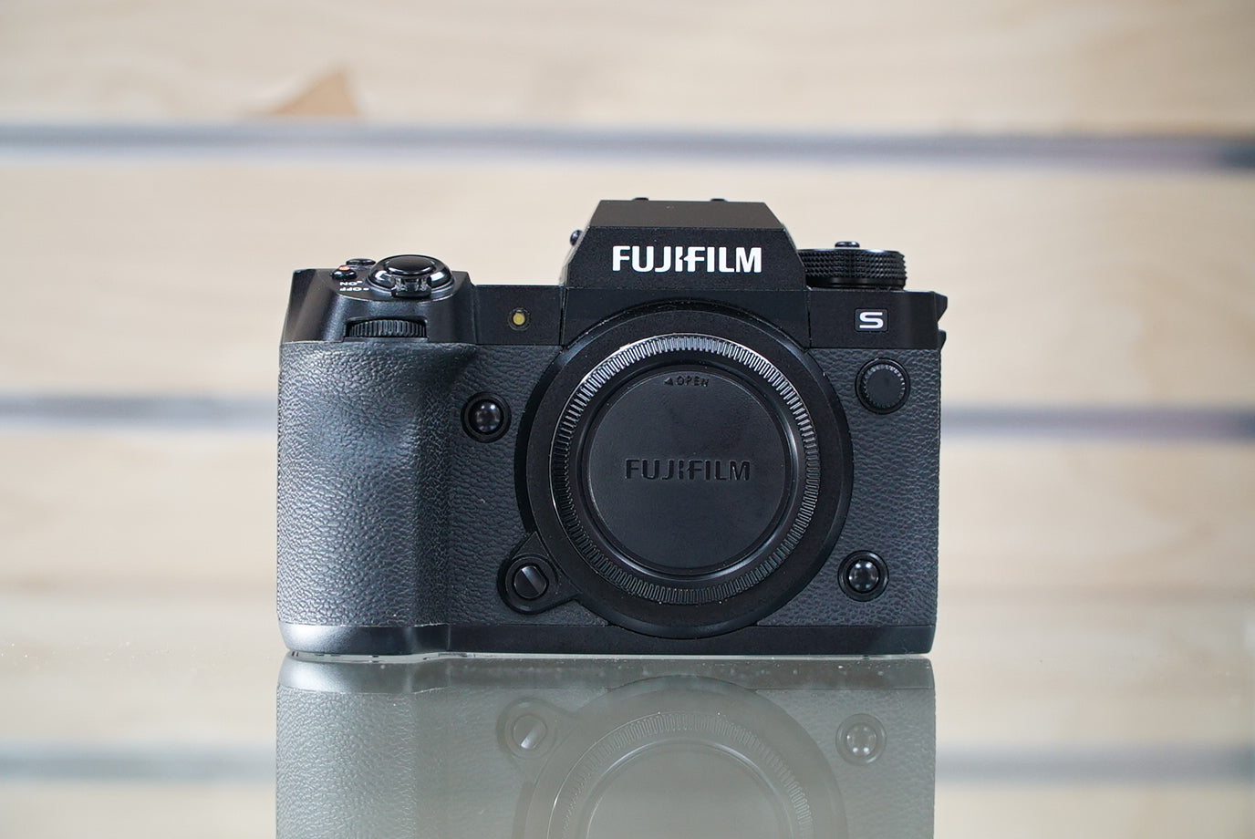 FUJIFILM X-H2S Mirrorless Camera w/ FUJIFILM VG-XH Vertical Battery Grip #00898, Used