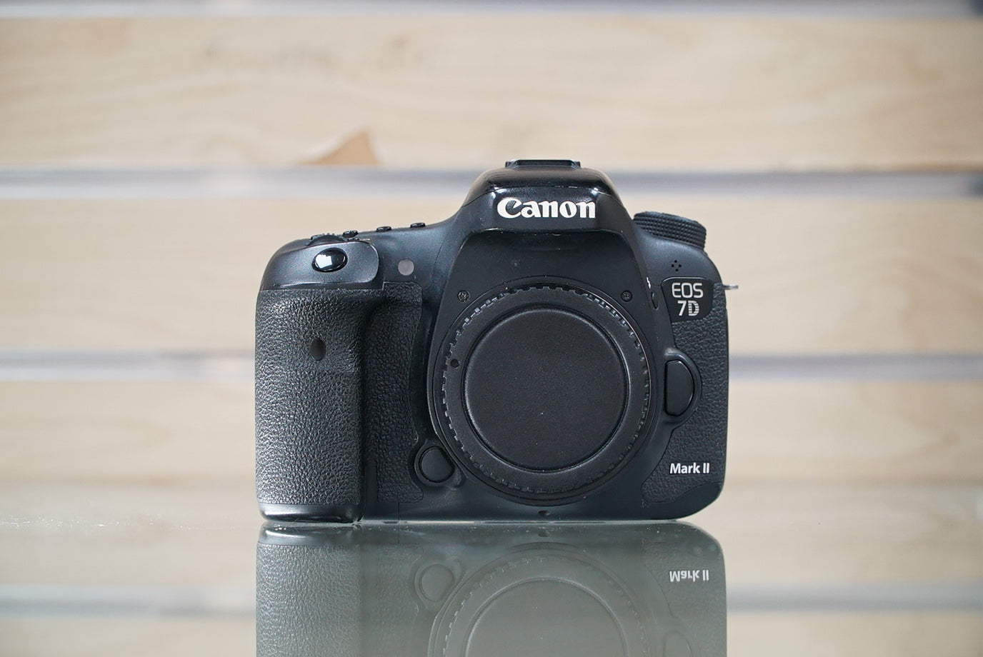 Canon EOS 7D Mark II (G) DSLR Camera Body (20MP) #00112, Used