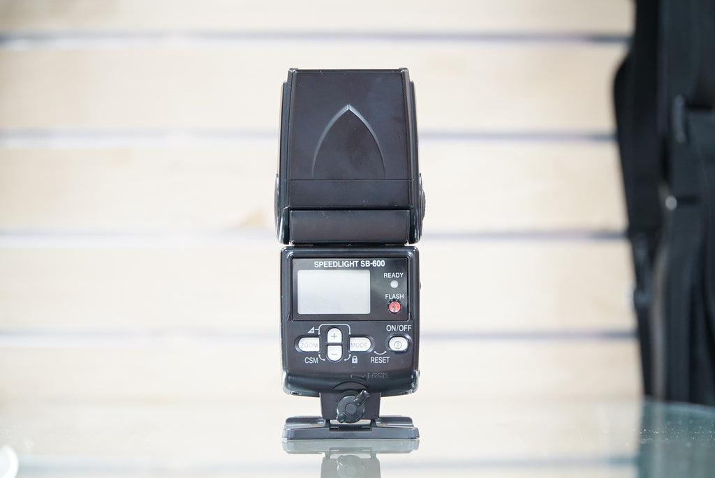 Nikon SB-600 AF Speedlight Flash #31235, Used