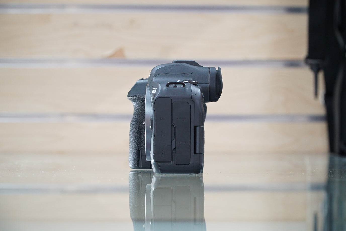 Canon EOS R6 Mirrorless Camera Body #03946, Used