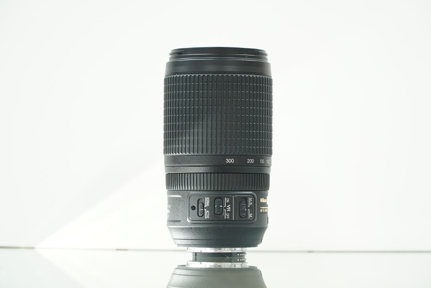 Nikon AF-S NIKKOR 70-300mm f/4.5-5.6 G ED VR #43669, Used
