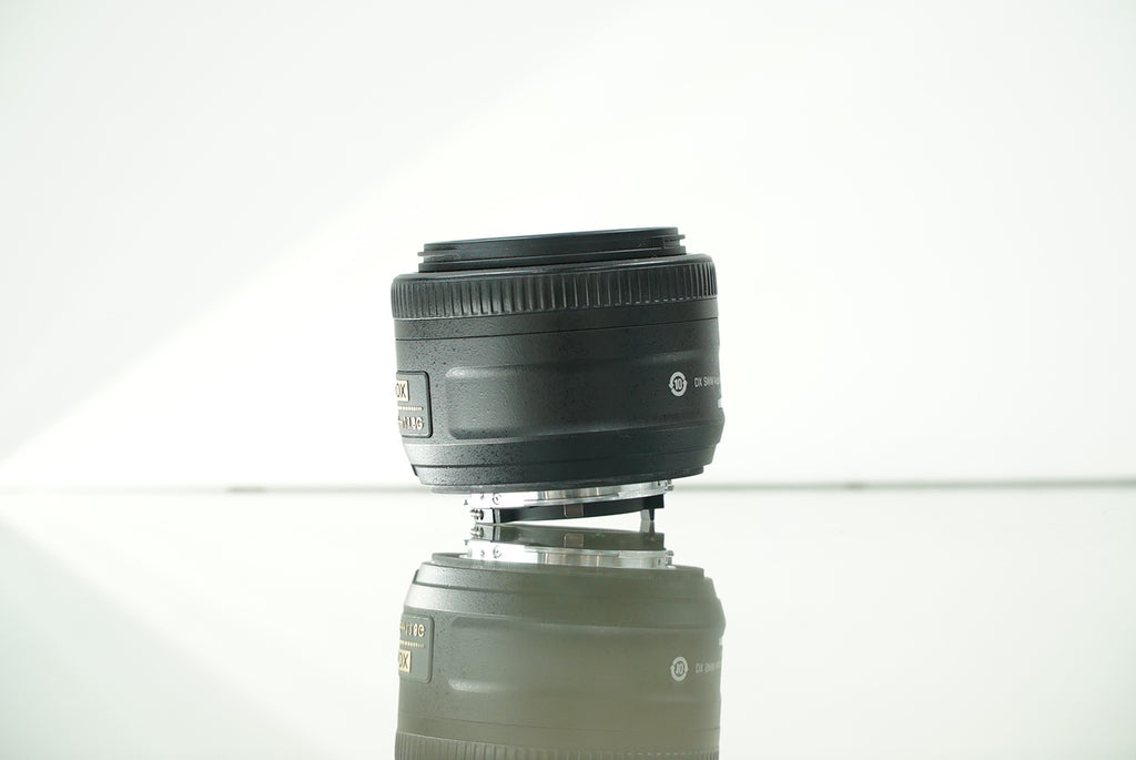 Nikon AF-S DX Nikkor 35mm f/1.8 G Lens (52) #04278, Used