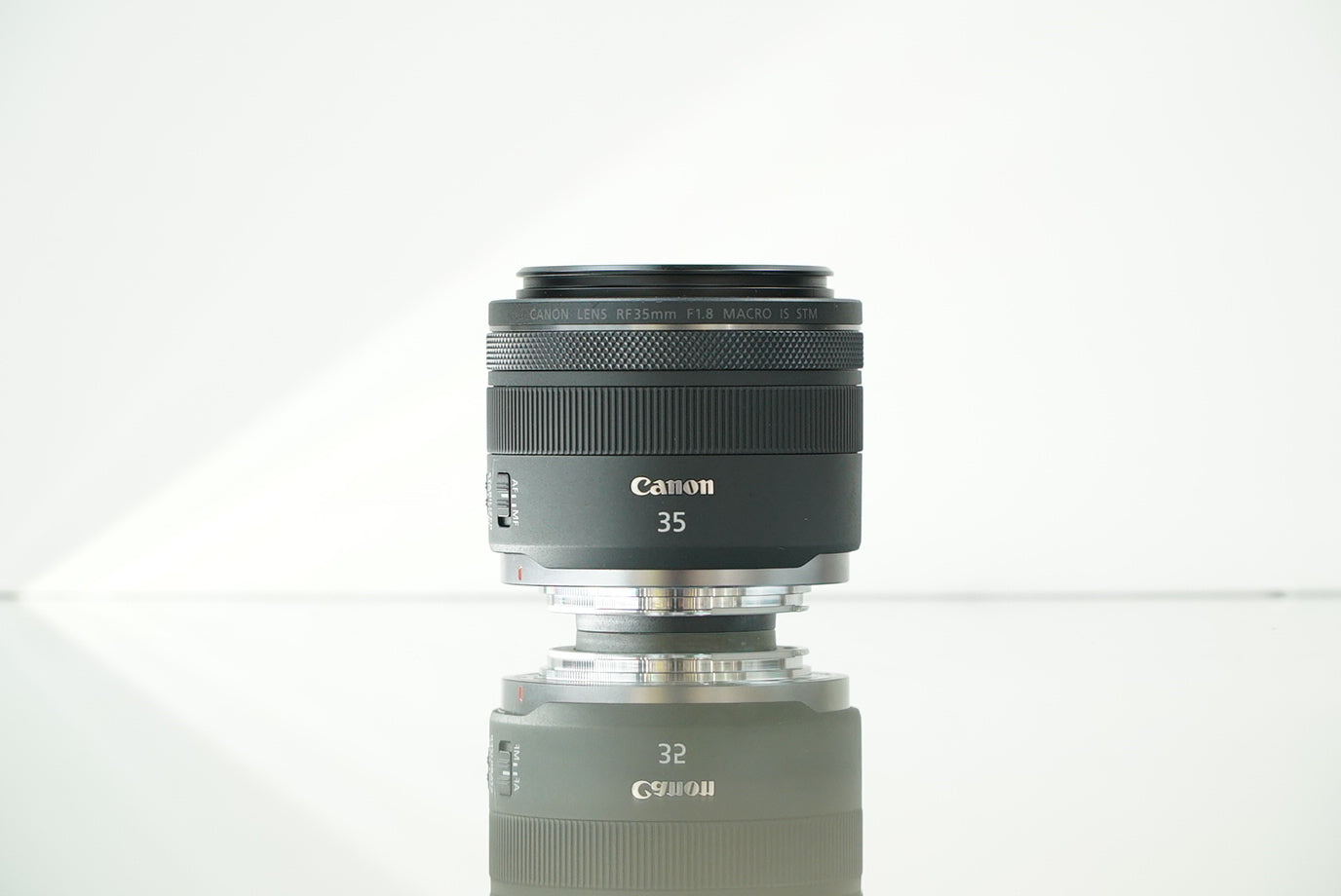 Canon RF 35mm F1.8 Macro IS STM Lens #02476, Used